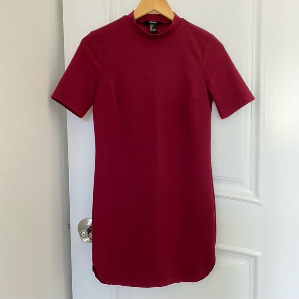 Forever 21 Womens Dress. Wine color. Size small.